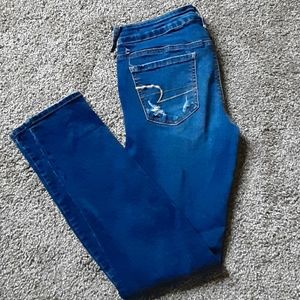 American Eagle Distressed Jegging